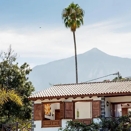 Maison Romantique Avec Piscine Chauffee, Wi-fi Et Vue A Icod De Vinos *